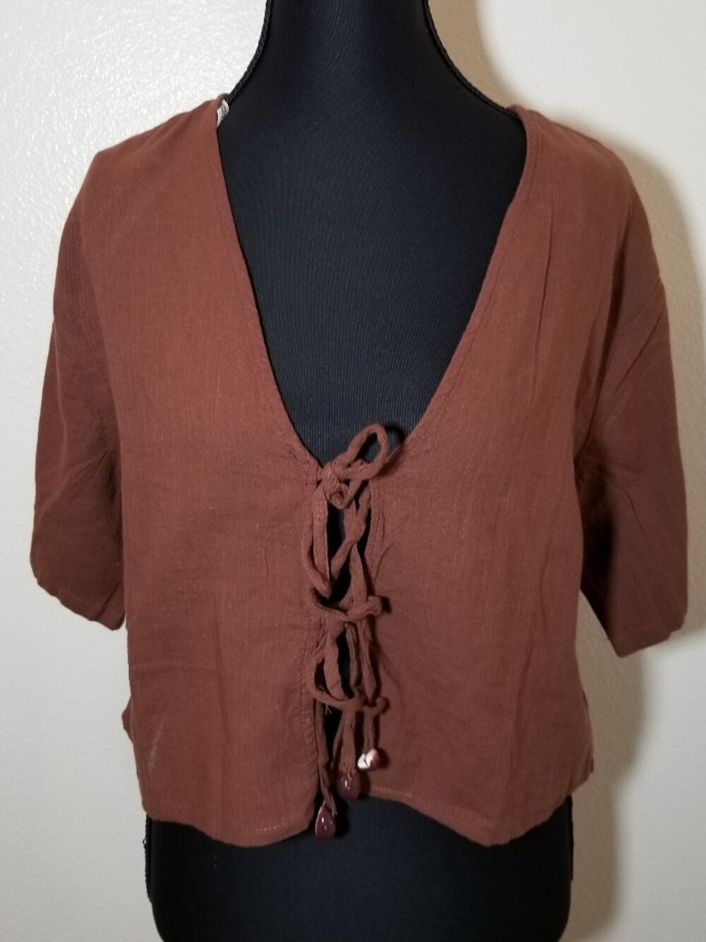 Club Z Collection Womens‎ Medium Brown Short Sleeve Crop Top Coastal Retro NWT